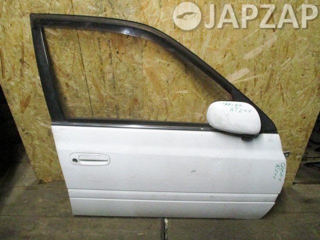 Дверь боковая для Toyota Carina AT210        Белый