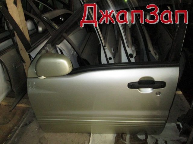 Дверь для Suzuki Escudo Grand Vitara TD52W    перед лево   Серебро