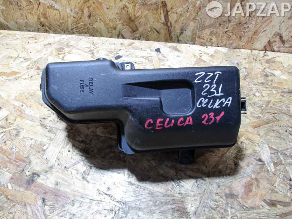 Блок предохранителей для Toyota Celica ZZT231  2ZZ-GE      