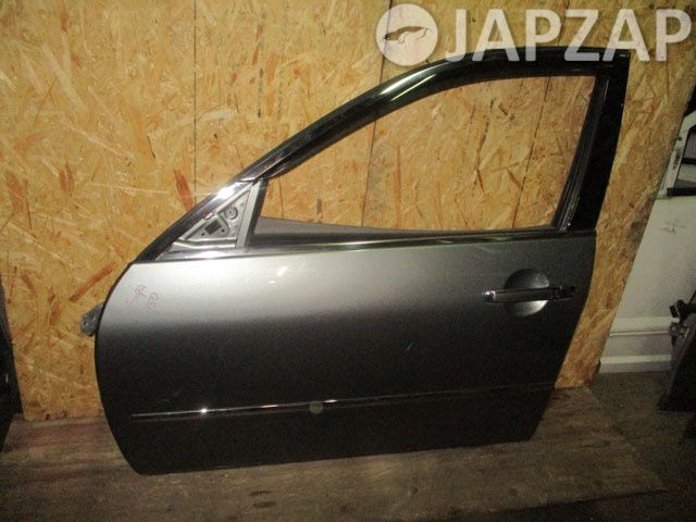 Дверь боковая для Nissan Fuga Y50  VQ25DE      Серебро