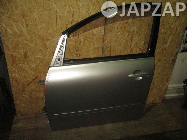 Дверь боковая для Toyota Ipsum ACM21  2AZ-FE      Серебро