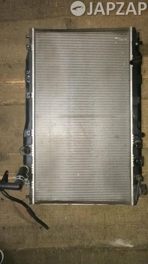 Радиатор охлаждения для Honda Civic FD1  R18A      