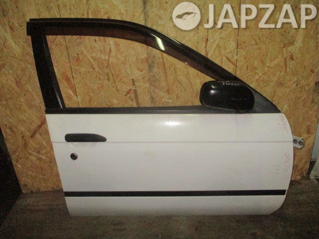 Дверь для Nissan Expert VW11  QG18DE,  перед право   Белый