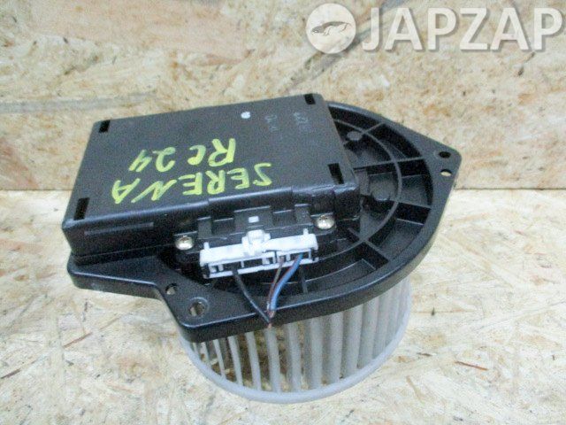 Мотор печки для Nissan Serena C24        