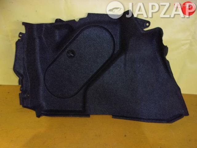 Обшивка багажника для Mazda Axela         