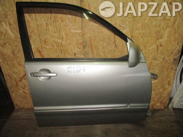 Дверь для Toyota Kluger MCU25  1MZ-FE  перед право   Серебро