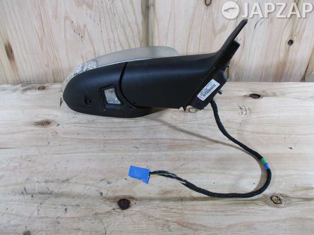Зеркало для Volvo S40 MS43  B5244S  перед право   Серебро