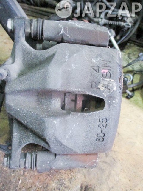 Суппорт для Toyota Progres JCG10  1JZ-GE  перед право   